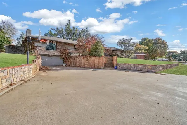 Photo 3 — 510 Terrace Drive, Hobart, OK 73651