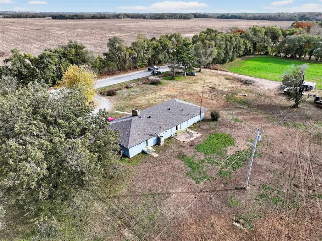 Photo 4 — 1815 N Main Street, Blackwell, OK 74631