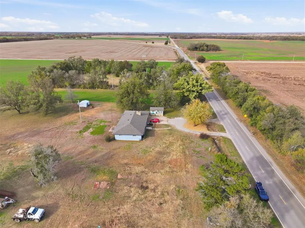 Photo 7 — 1815 N Main Street, Blackwell, OK 74631