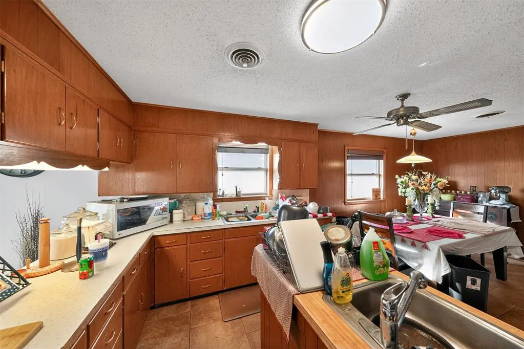 Photo 16 — 1815 N Main Street, Blackwell, OK 74631