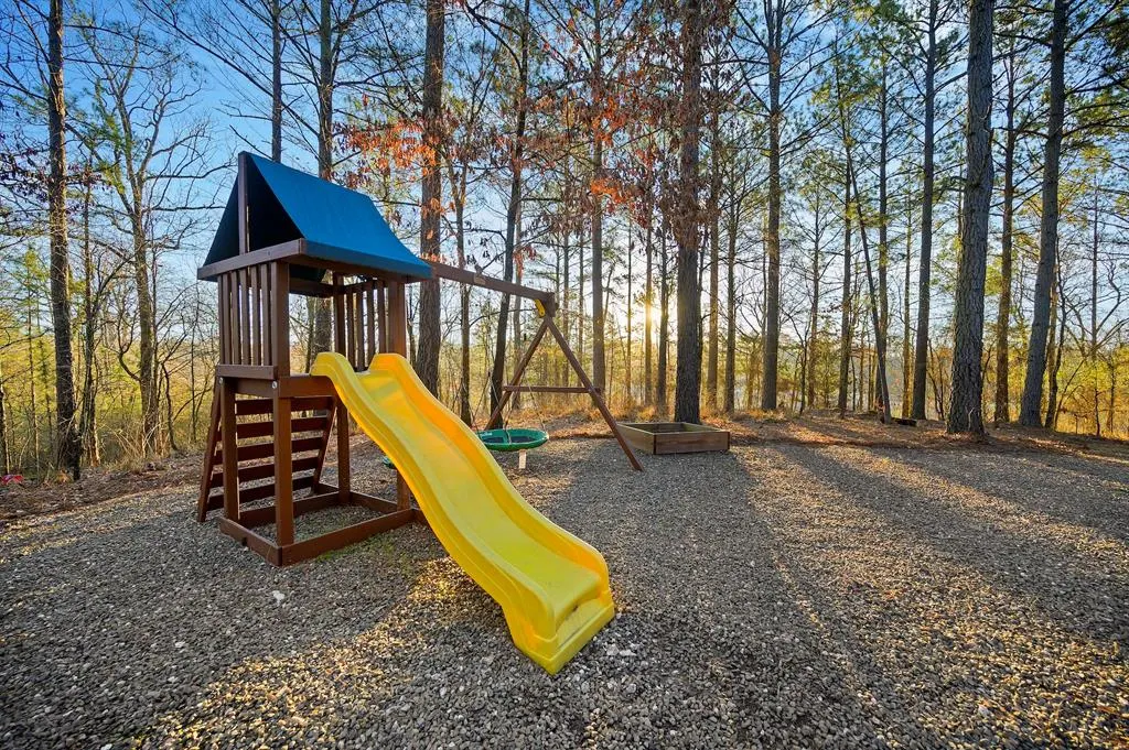 Photo 7 — 88 Sugar Pine Loop, Broken Bow, OK 74728