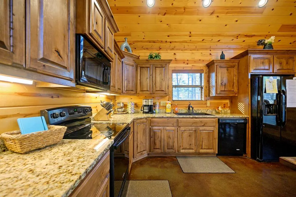 Photo 15 — 88 Sugar Pine Loop, Broken Bow, OK 74728