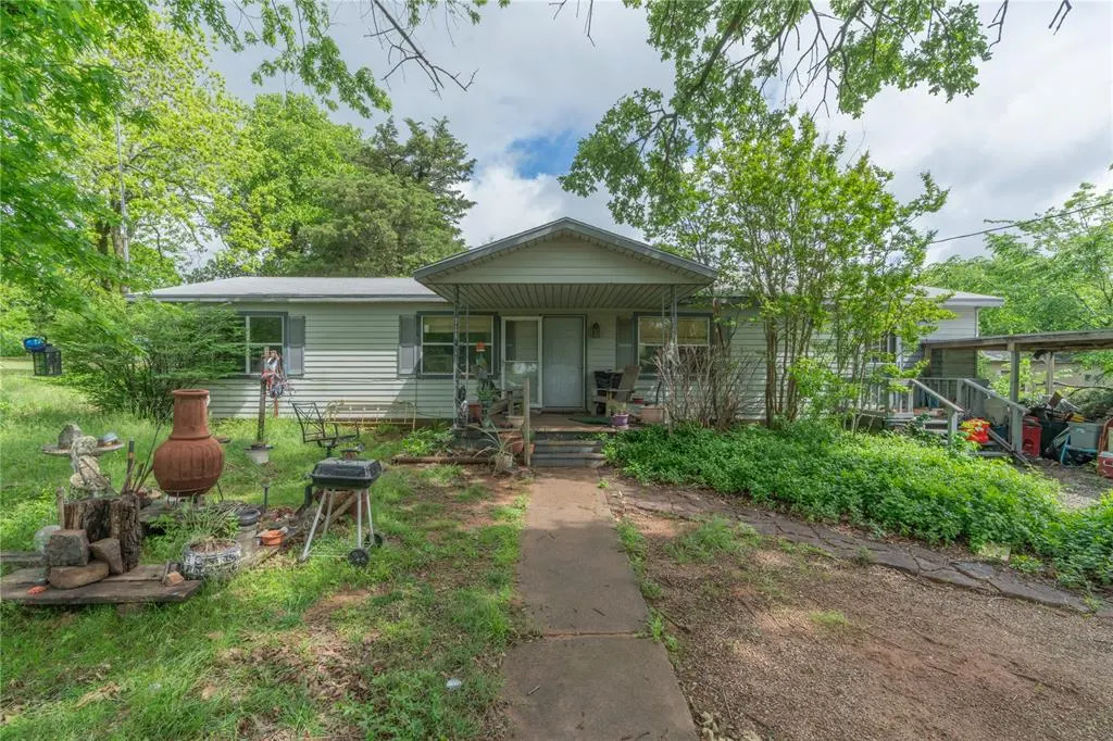 Photo 2 — 39761 State Highway 59, Byars, OK 74831