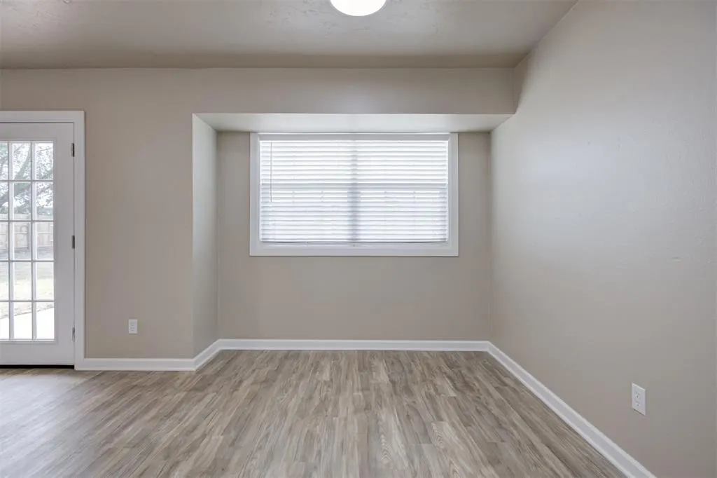 Photo 5 — 706 Claremont Drive, Norman, OK 73069