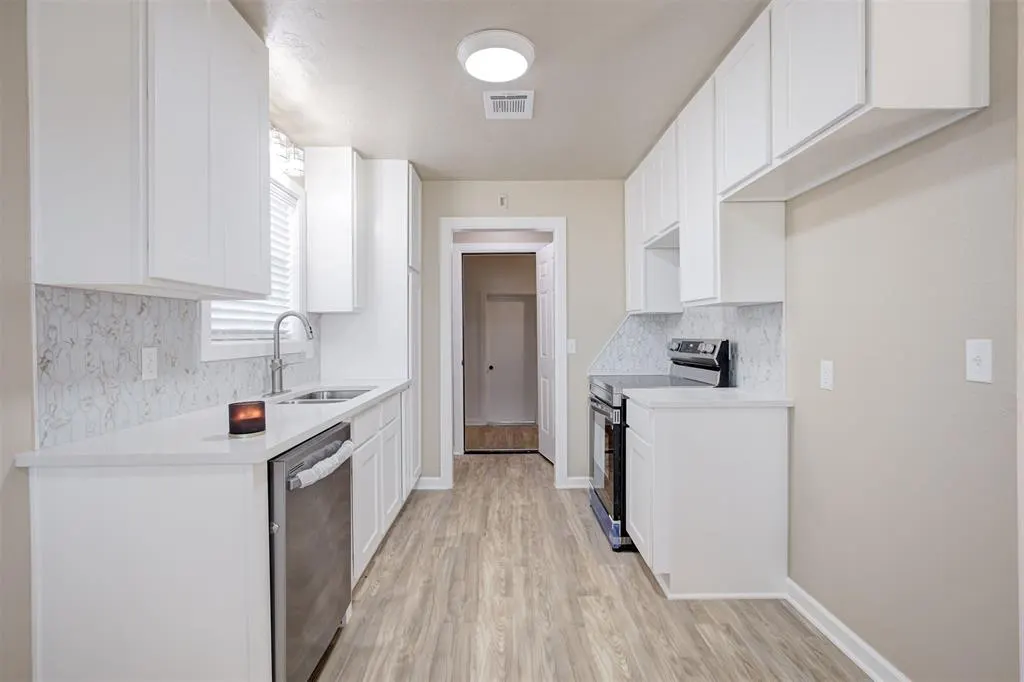 Photo 7 — 706 Claremont Drive, Norman, OK 73069