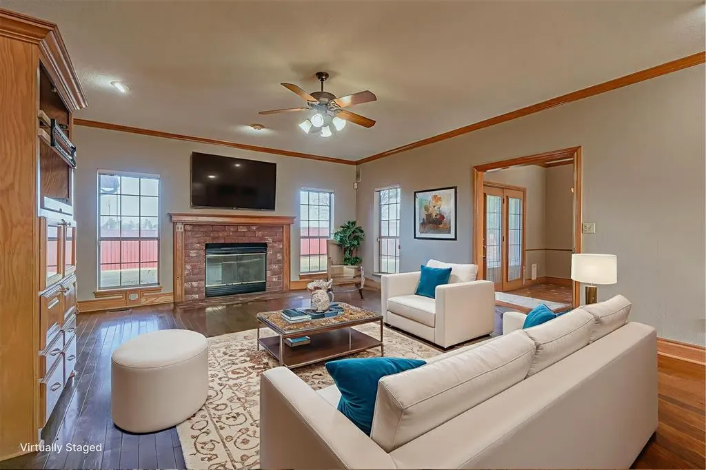 Photo 7 — 101 SE 27th Street, Moore, OK 73160