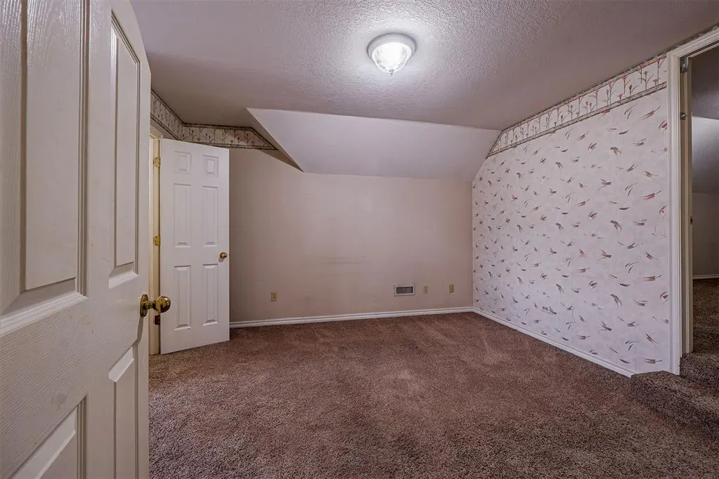 Photo 35 — 101 SE 27th Street, Moore, OK 73160