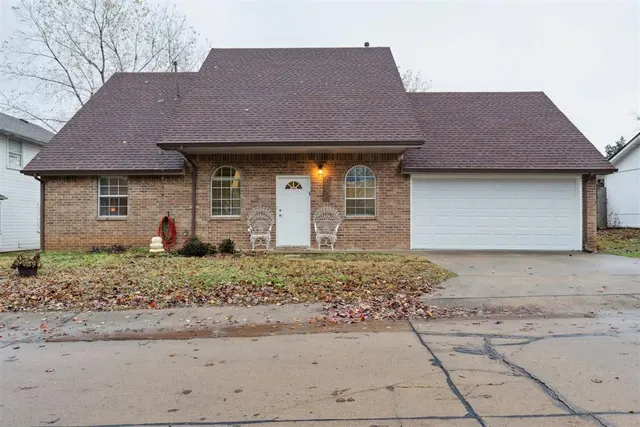Photo 2 — 2221 Timbercrest Drive, Stillwater, OK 74075