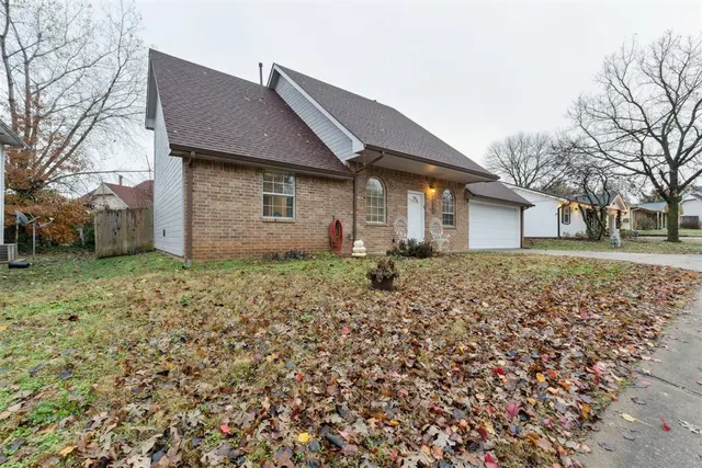 Photo 4 — 2221 Timbercrest Drive, Stillwater, OK 74075