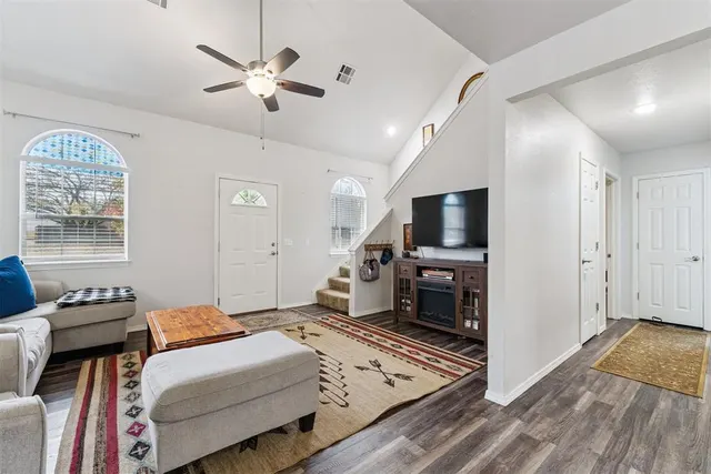 Photo 8 — 2221 Timbercrest Drive, Stillwater, OK 74075