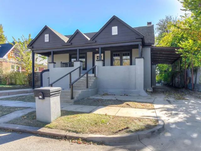 Photo 2 — 808 NW 31st Street, Oklahoma City, OK 73118