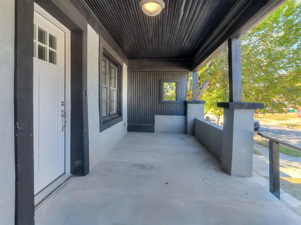 Photo 4 — 808 NW 31st Street, Oklahoma City, OK 73118