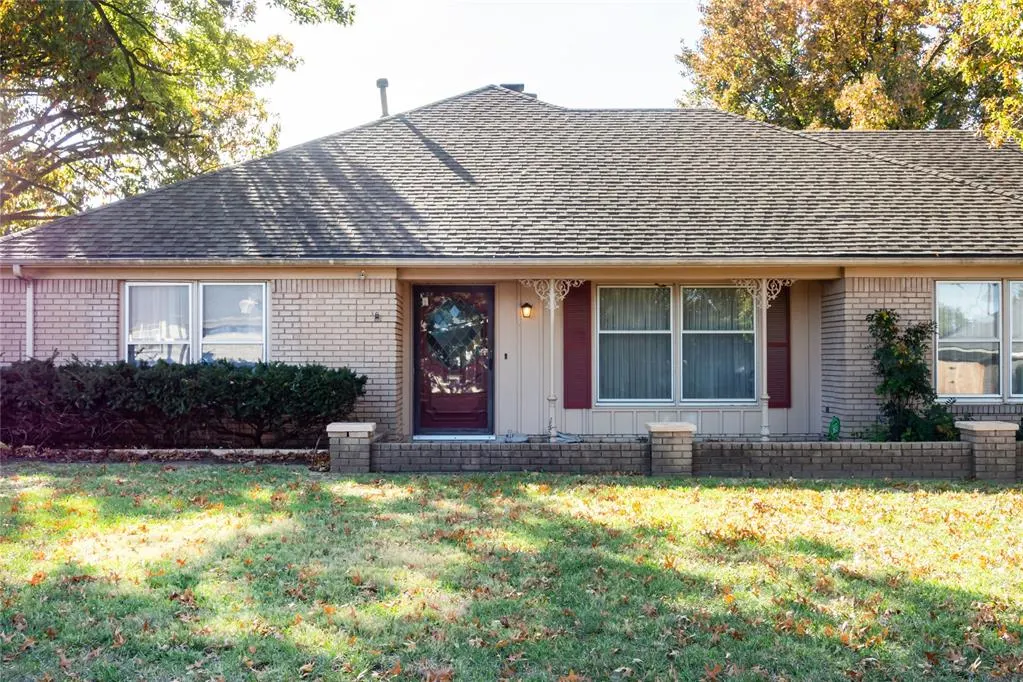 Photo 4 — 3748 E 48th Place, Tulsa, OK 74135