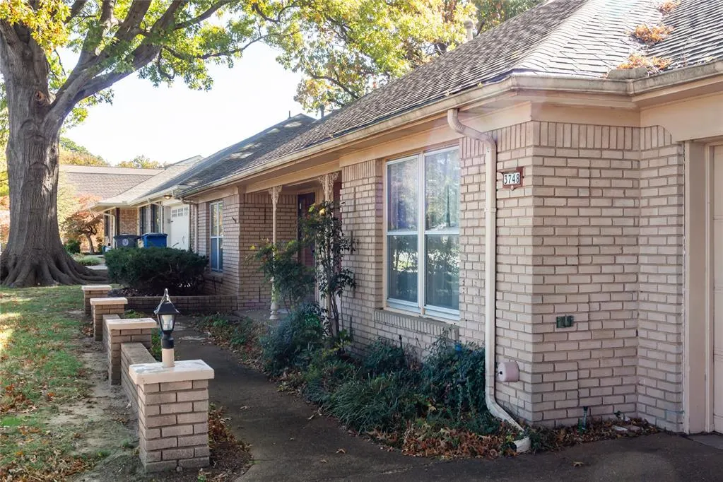 Photo 5 — 3748 E 48th Place, Tulsa, OK 74135