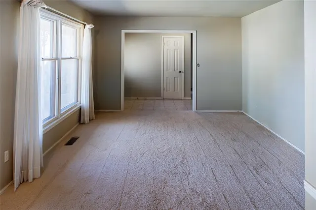 Photo 7 — 3748 E 48th Place, Tulsa, OK 74135