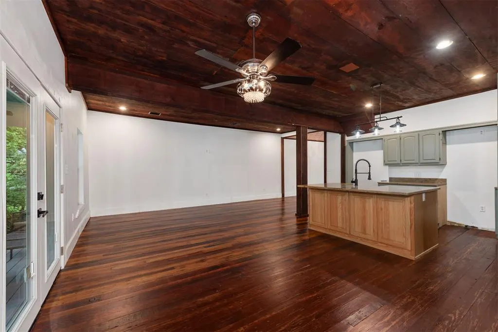 Photo 8 — 803 N State Street, Wagoner, OK 74467