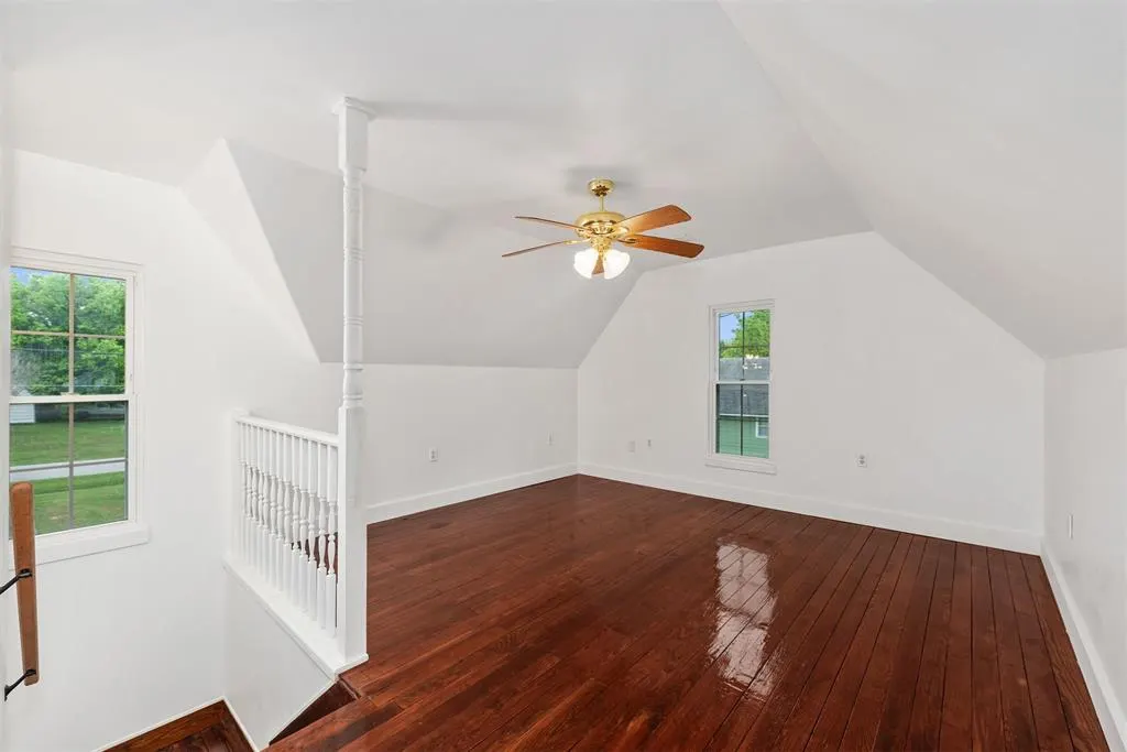 Photo 19 — 803 N State Street, Wagoner, OK 74467