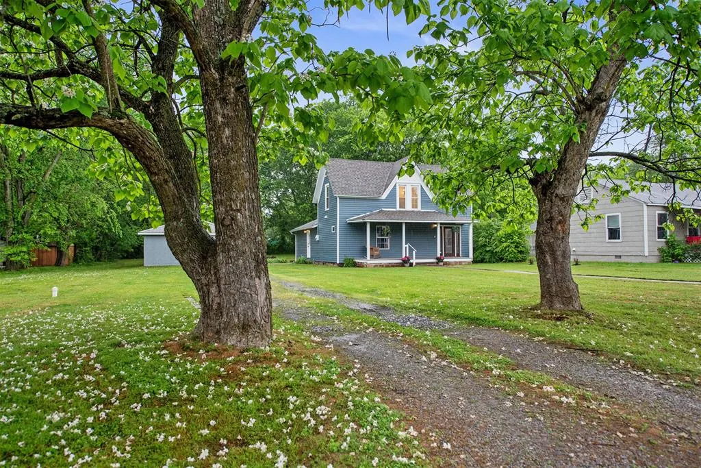 Photo 40 — 803 N State Street, Wagoner, OK 74467