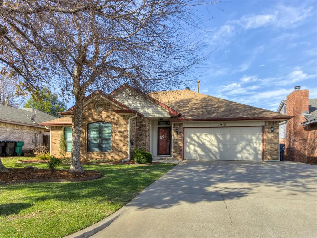 Photo 2 — 7913 Wilshire Ridge Drive, Oklahoma City, OK 73132
