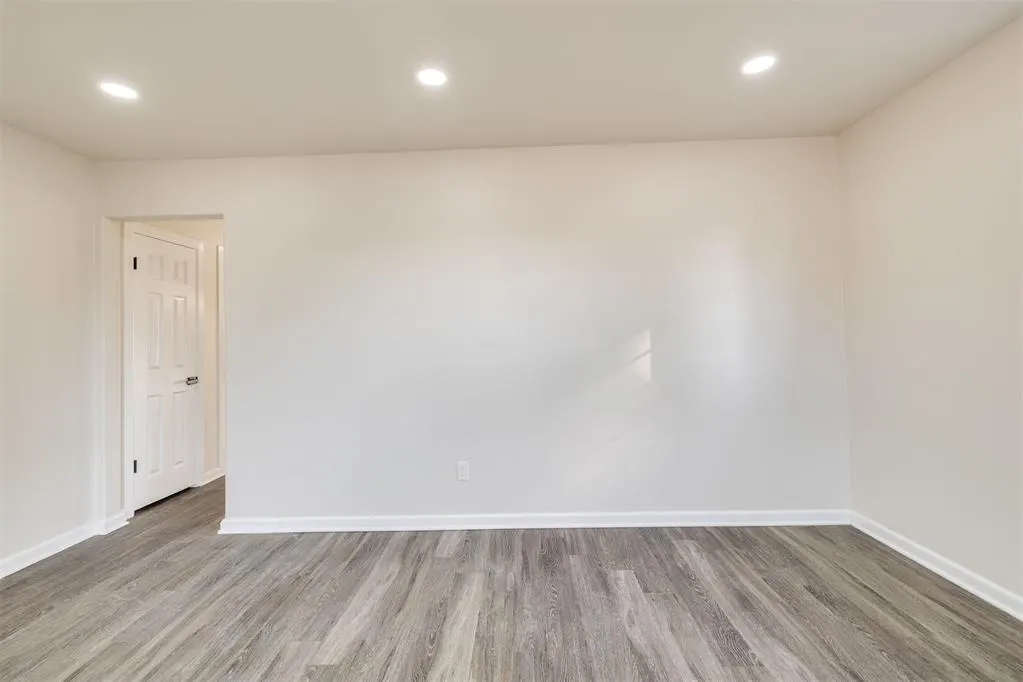 Photo 15 — 7417 NW 7th Street, Oklahoma City, OK 73127