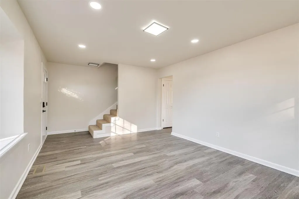 Photo 19 — 7417 NW 7th Street, Oklahoma City, OK 73127