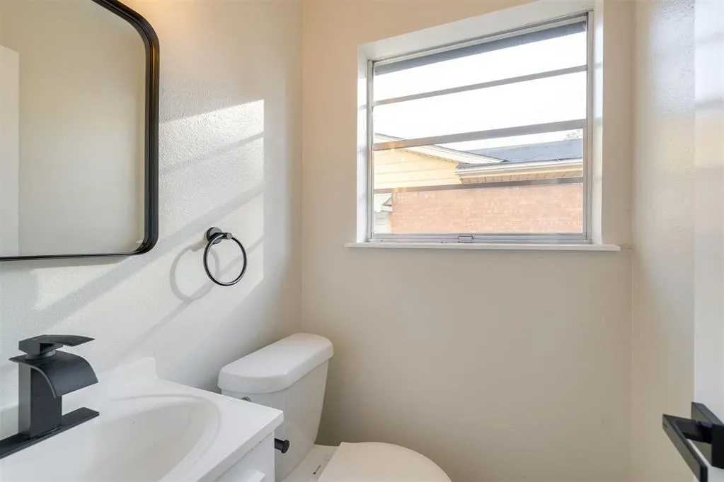 Photo 27 — 7417 NW 7th Street, Oklahoma City, OK 73127
