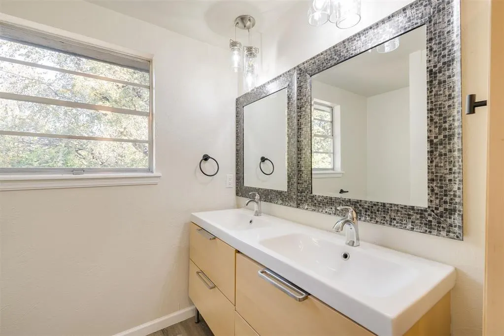 Photo 40 — 7417 NW 7th Street, Oklahoma City, OK 73127