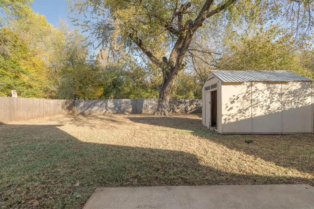 Photo 43 — 7417 NW 7th Street, Oklahoma City, OK 73127