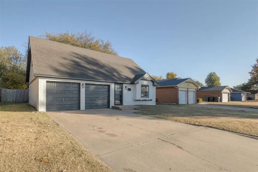 Photo 48 — 7417 NW 7th Street, Oklahoma City, OK 73127