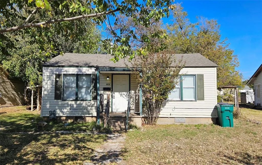 Front exterior — 913 NW 99th Street, Oklahoma City, OK 73114