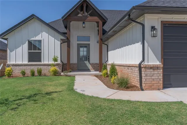 Photo 3 — 9329 SW 43rd Street, Oklahoma City, OK 73179