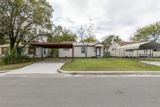 Sold home at 1408 8th Ave NW
