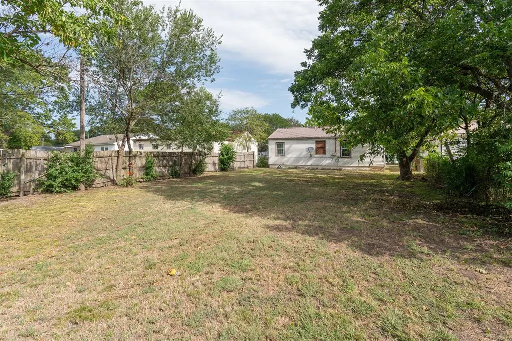 Photo 25 — 1408 8th Ave NW, Ardmore, OK 73401