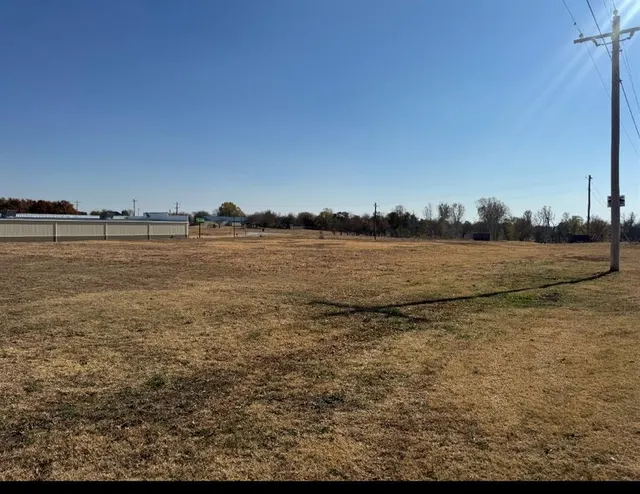 Photo 2 — 2505 W Veterans Memorial Highway, Blanchard, OK 73010