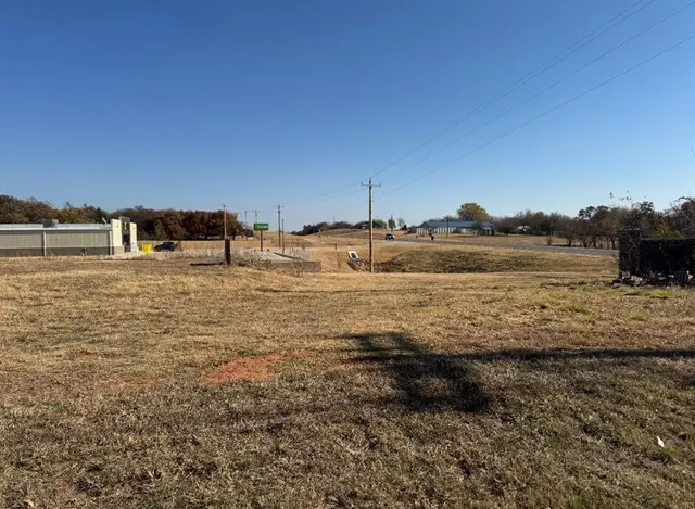 Photo 4 — 2505 W Veterans Memorial Highway, Blanchard, OK 73010
