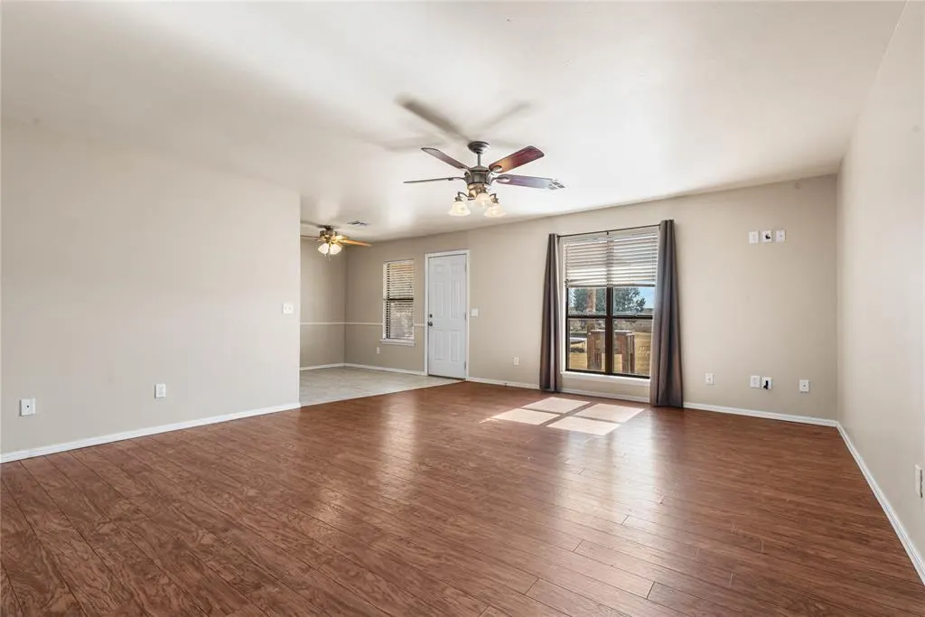 Photo 3 — 10 Peach Street, Ninnekah, OK 73067