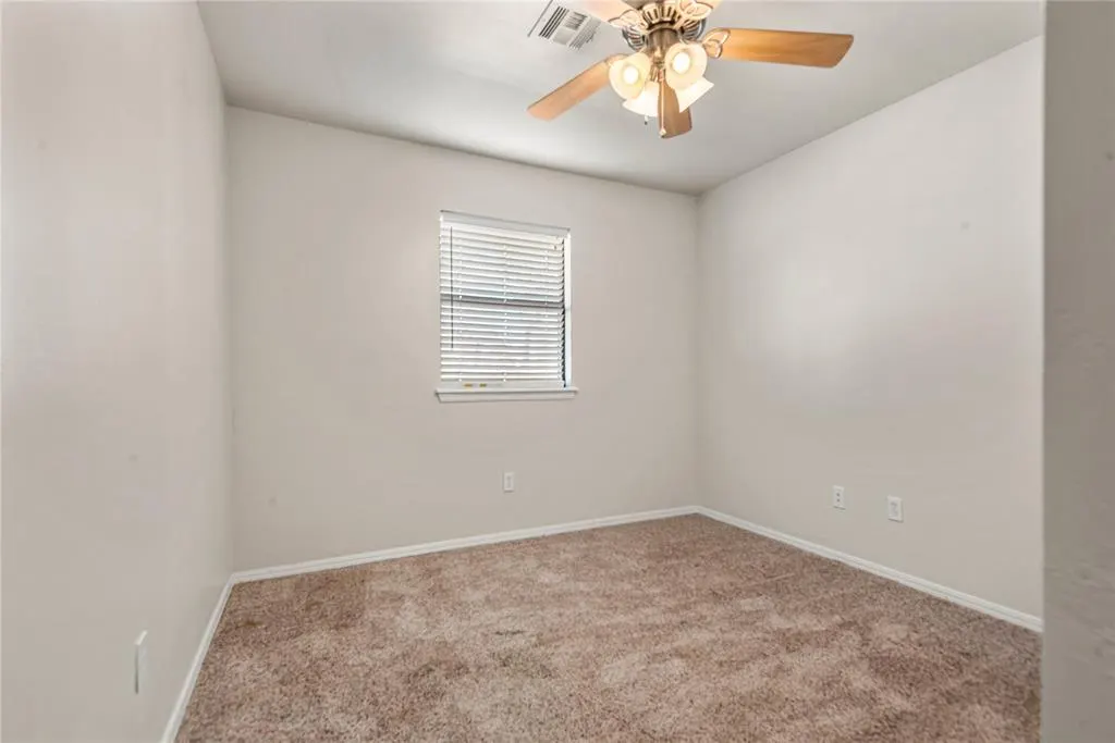 Photo 8 — 10 Peach Street, Ninnekah, OK 73067