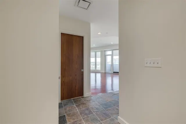 Photo 3 — 5900 Mosteller Drive 73, Oklahoma City, OK 73112