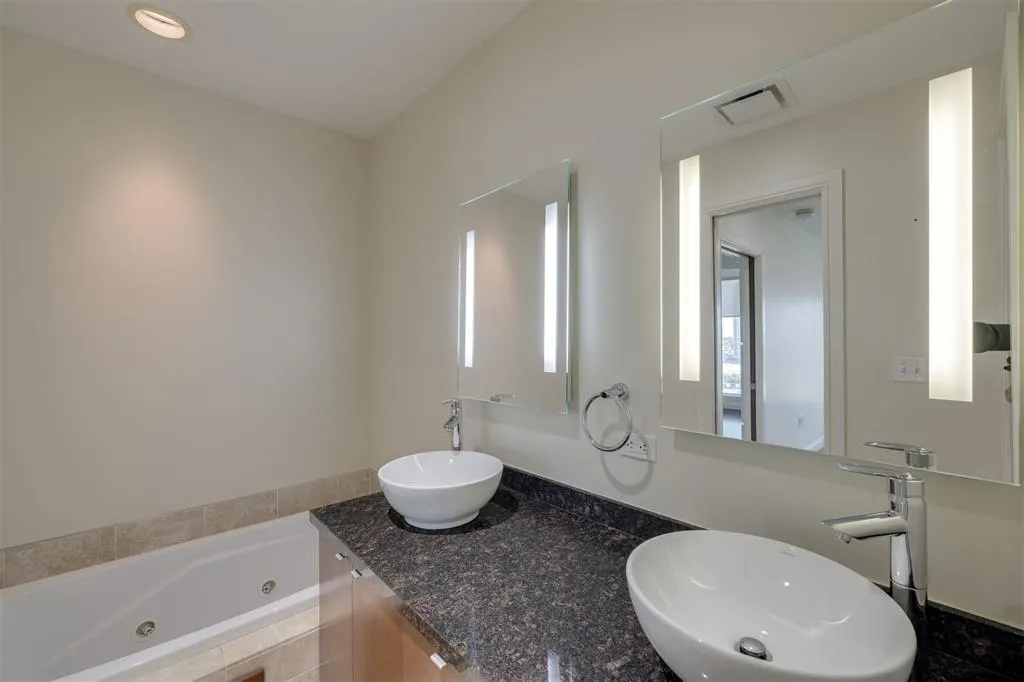 Photo 13 — 5900 Mosteller Drive 73, Oklahoma City, OK 73112