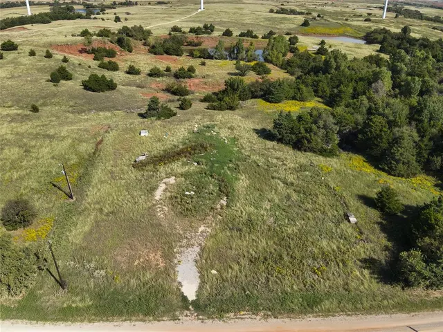Photo 4 — 6880 164th NW Street, Okarche, OK 73762