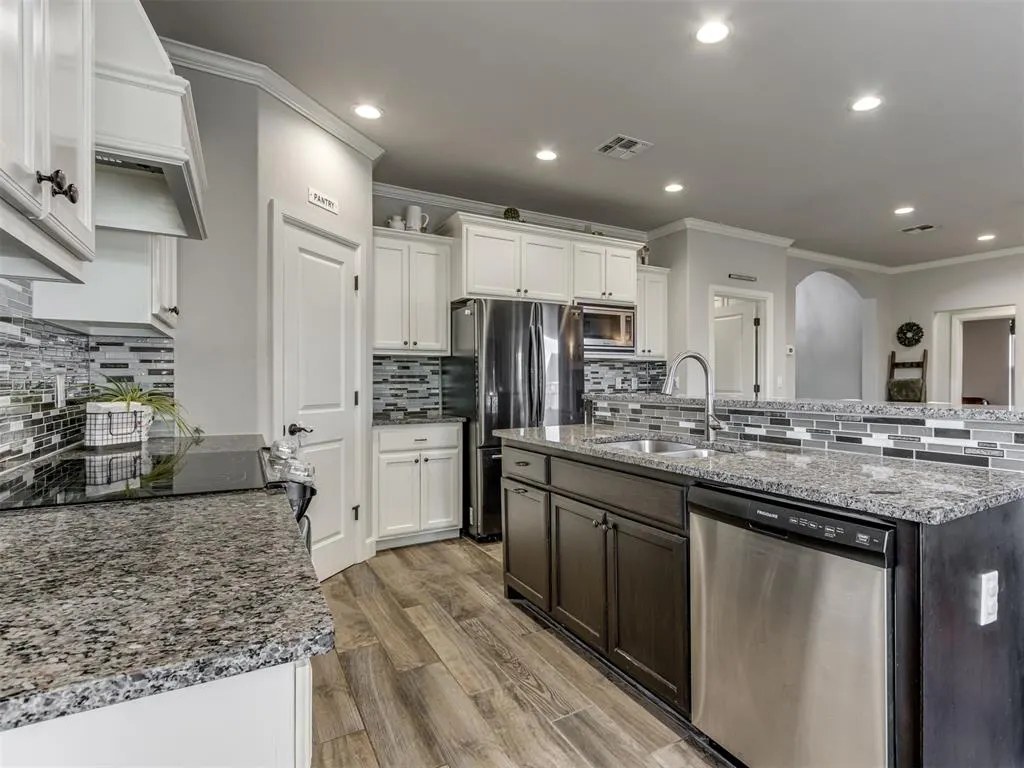 Photo 13 — 6504 Bent Wood Drive, Oklahoma City, OK 73169