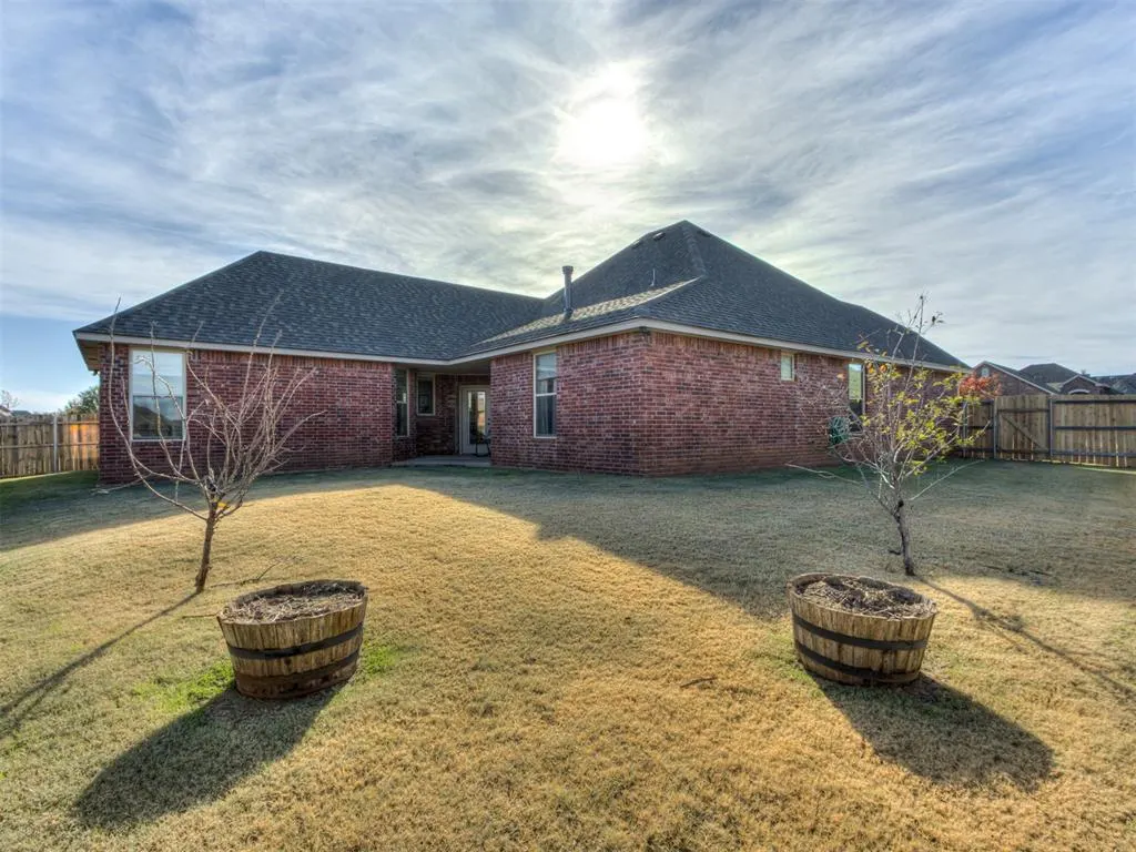 Photo 39 — 6504 Bent Wood Drive, Oklahoma City, OK 73169