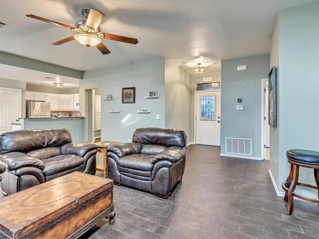 Photo 4 — 1317 Tara Drive, Midwest City, OK 73130