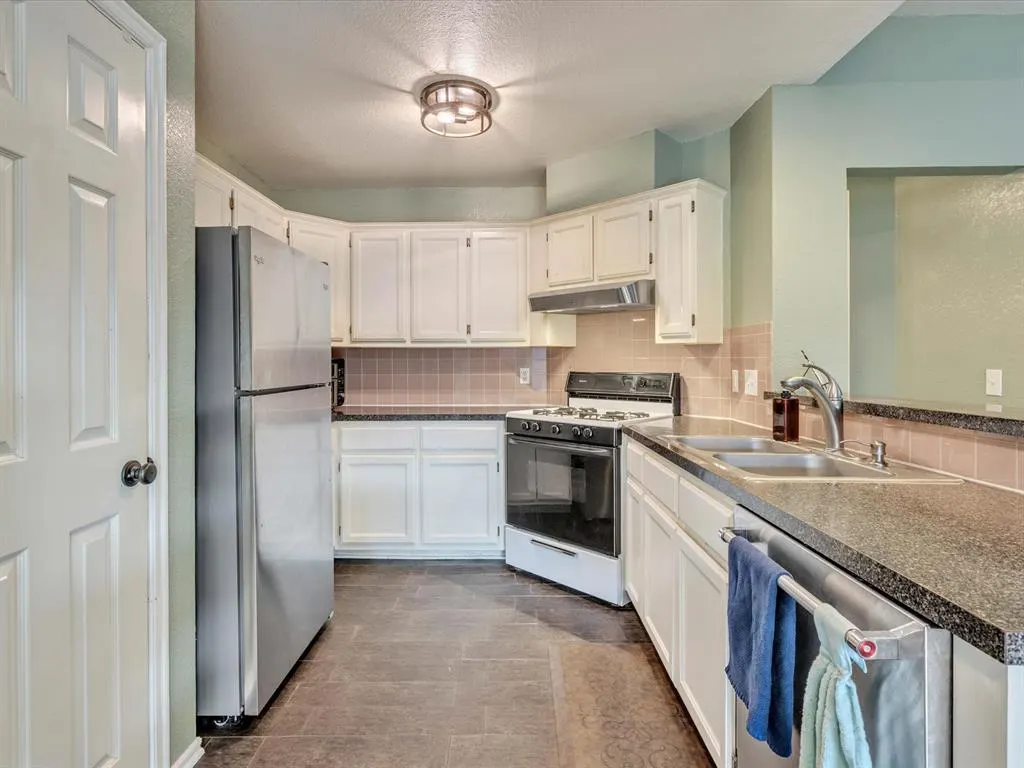 Photo 8 — 1317 Tara Drive, Midwest City, OK 73130