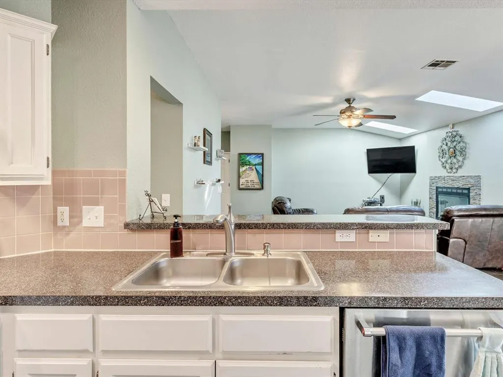 Photo 9 — 1317 Tara Drive, Midwest City, OK 73130