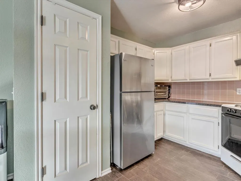 Photo 11 — 1317 Tara Drive, Midwest City, OK 73130