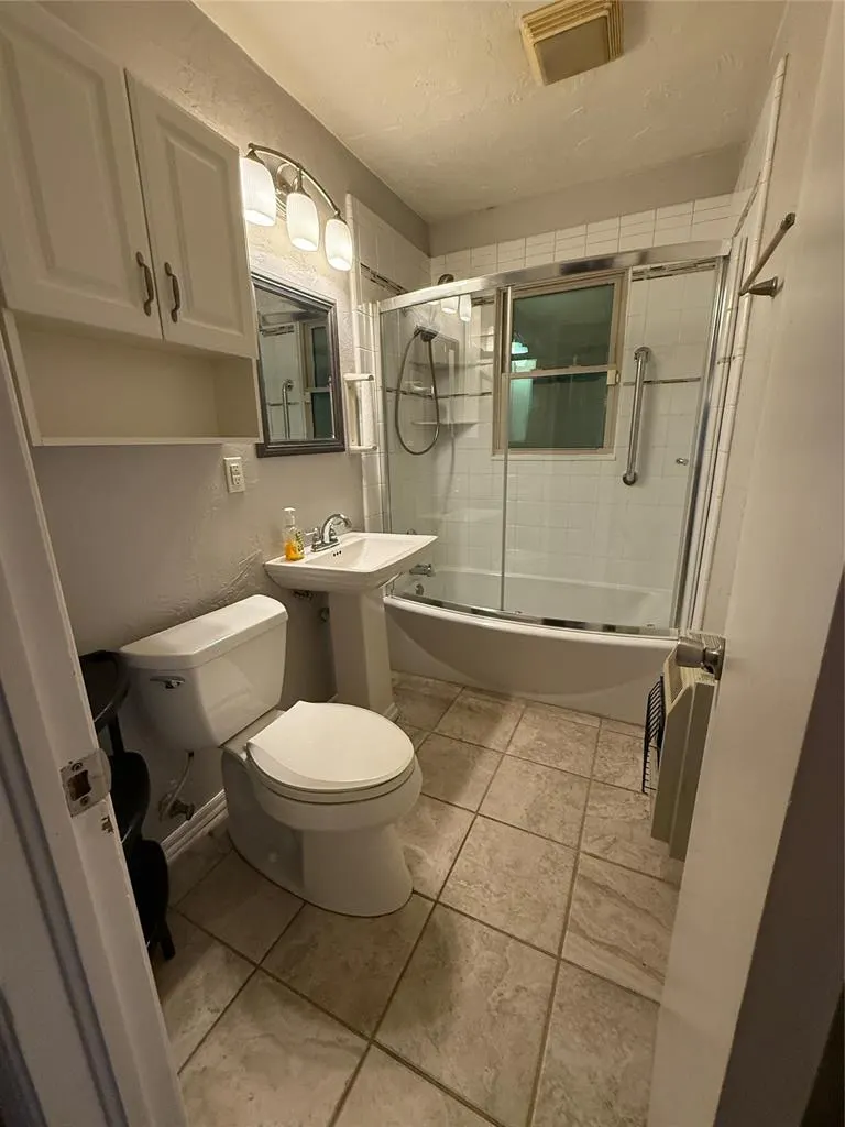 Photo 8 — 3101 SW 45th Street, Oklahoma City, OK 73119