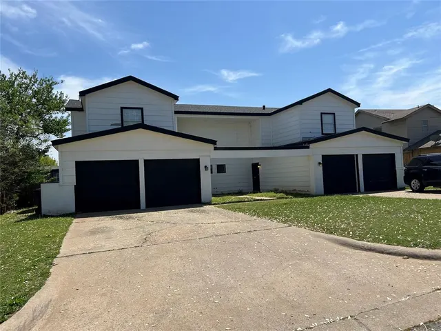 Front exterior — 6804 Lancer Lane, Oklahoma City, OK 73132