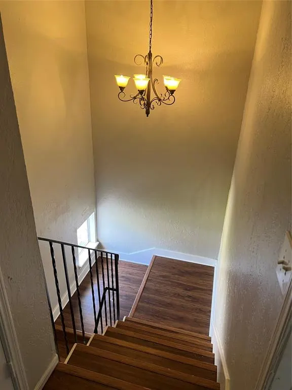 Photo 5 — 6804 Lancer Lane, Oklahoma City, OK 73132