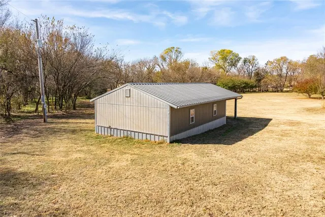 Photo 6 — 1023 County Street 2945, Tuttle, OK 73089